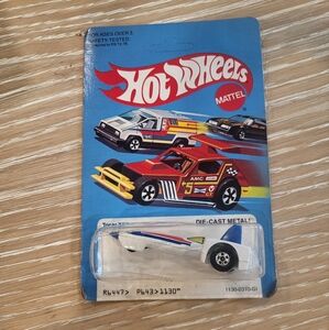 1980 Hotwheels Tricar X8 3 wheel car